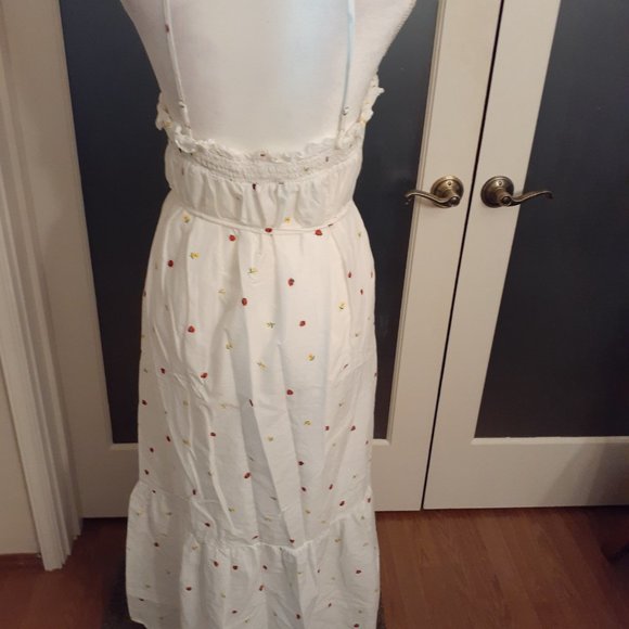 Dainty Lady Bug and Flower Sun Dress - Picture 5 of 7